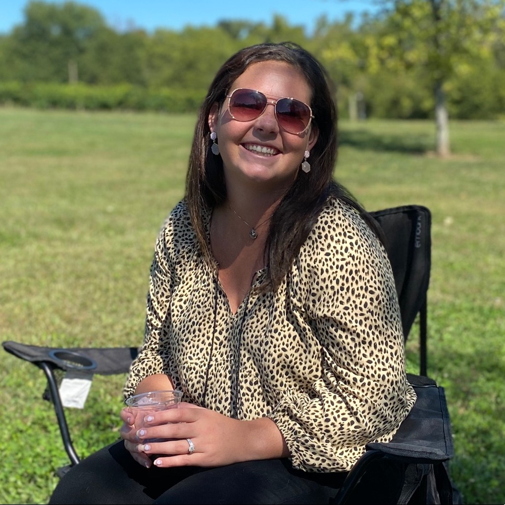 Meet your Posher, Caryssa